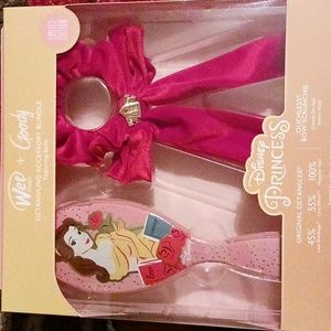 WETBRUSH +GOODY DISNEY'S PRINCESS BELLE DETANGLING ACCESSORY BUNDLE LMT EDITION